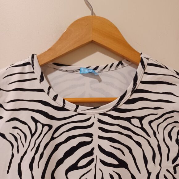 J. Mclaughlin Signature Catalina Cloth Zebra Animal Print Short Sleeve Top S - Picture 2 of 7